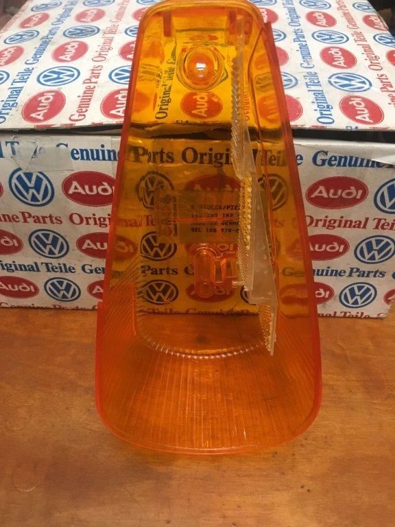 VW NOS. 113 953 162 B Turn Signal Lens Cover