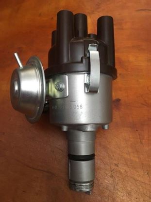 Picture of Restored German Bosch Distributor SVDA Autostick with NOS Vacuum Canister