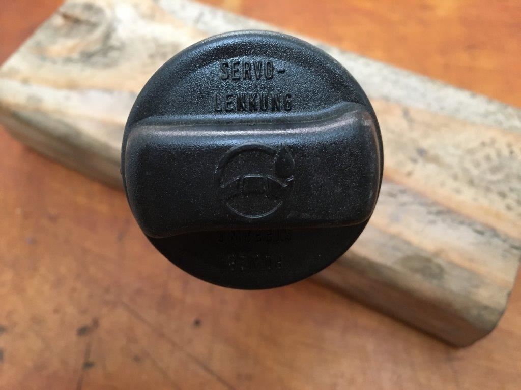 VW NOS. 1H0 422 376 A Power Steering Cap