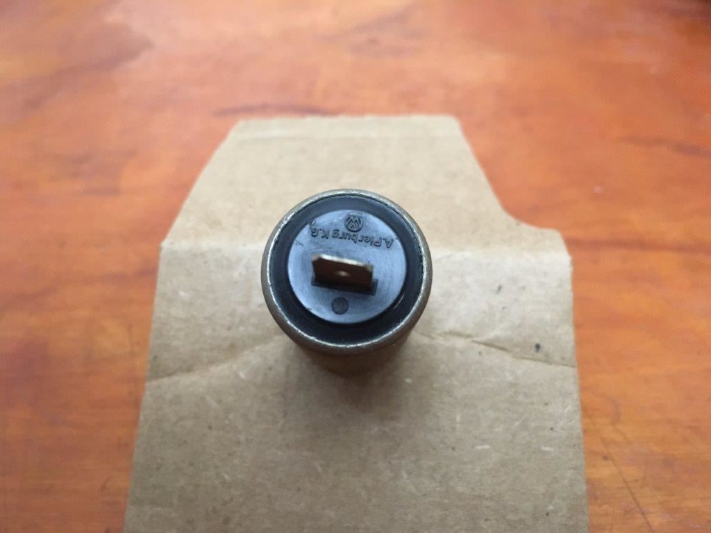 VW NOS. 311 129 413 D Idle Cutoff Valve