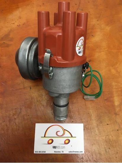 Picture of Restored German Bosch Distributor DVDA w/NOS Vacuum Canister Autostick