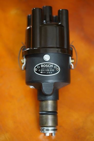 Picture of Restored German Bosch Distributor Cast Iron 010