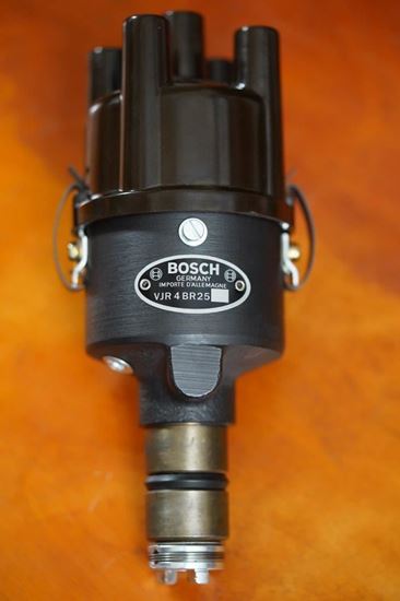 Picture of Restored German Bosch Distributor  Cast Iron BR25