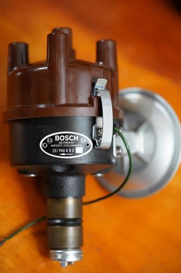 Picture of Restored German Bosch Distributor SVA w/NOS Rotor Cast Iron ZV/PAU 4 R 2
