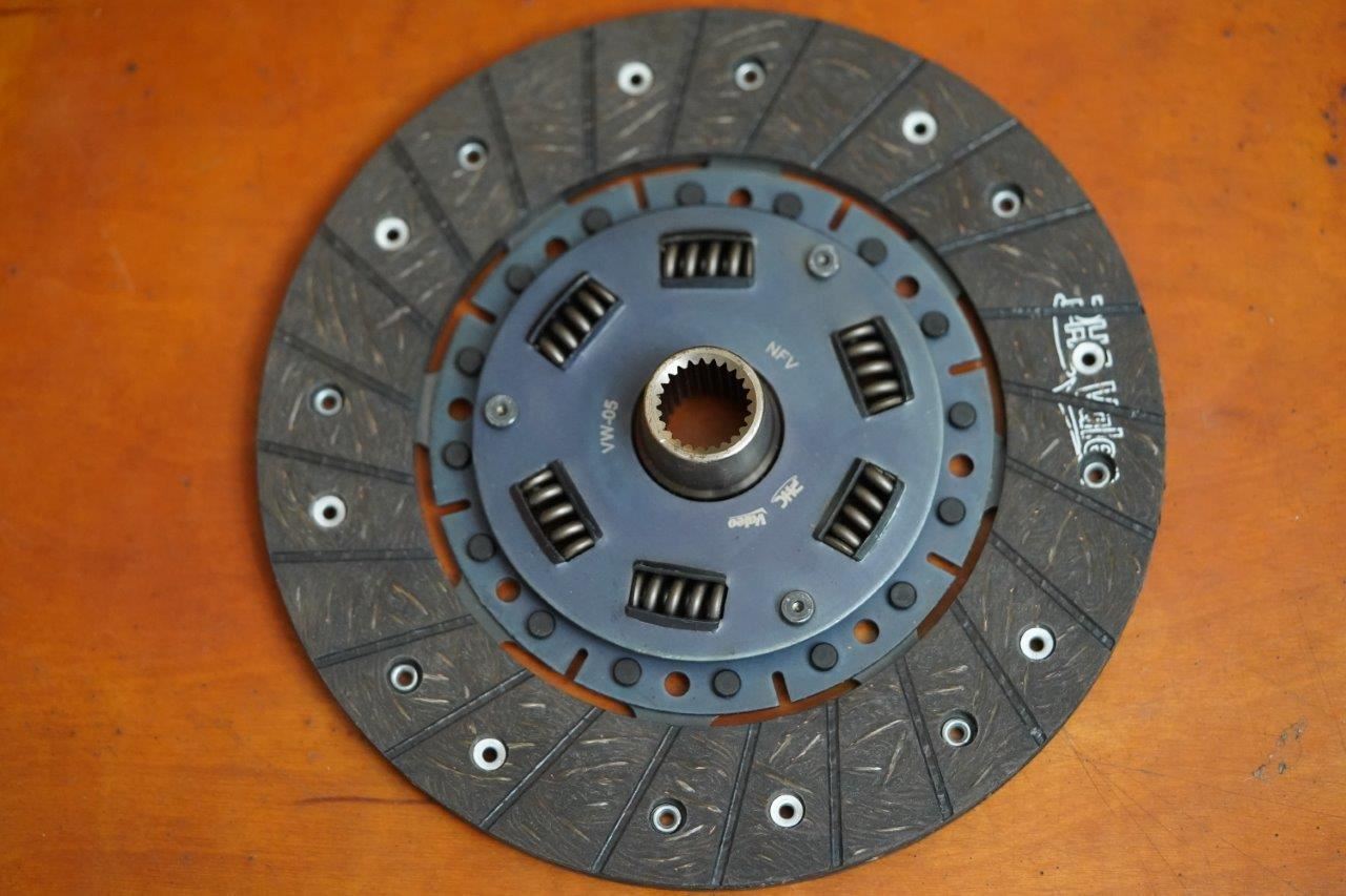 IAP Kush Lock Clutch Disc 200mm – VW Bug Bus Buggy Ghia Beetle Sand Rail – AC141160B / Empi 16-9900