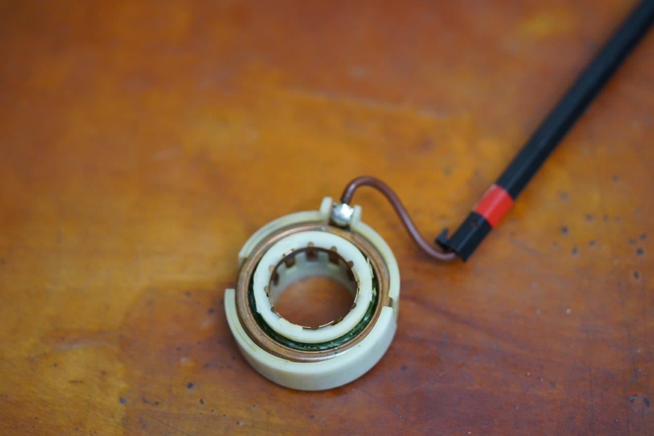 VW NOS. 111 953 559 A Steering column Bearing, contact ring, plastic