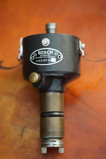 Picture of Restored German Bosch Distributor Cast Iron BR15