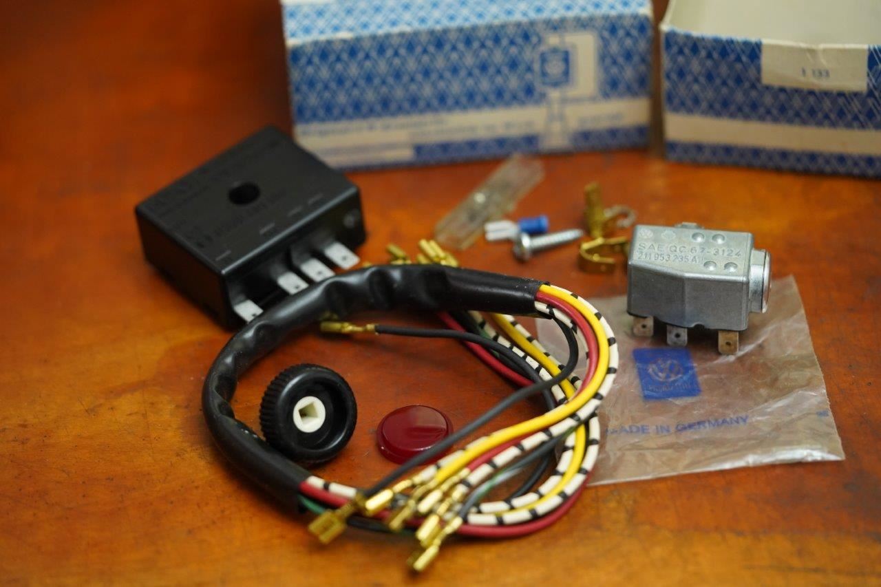 VW NOS. 111 998 107 A Hazard Switch Kit