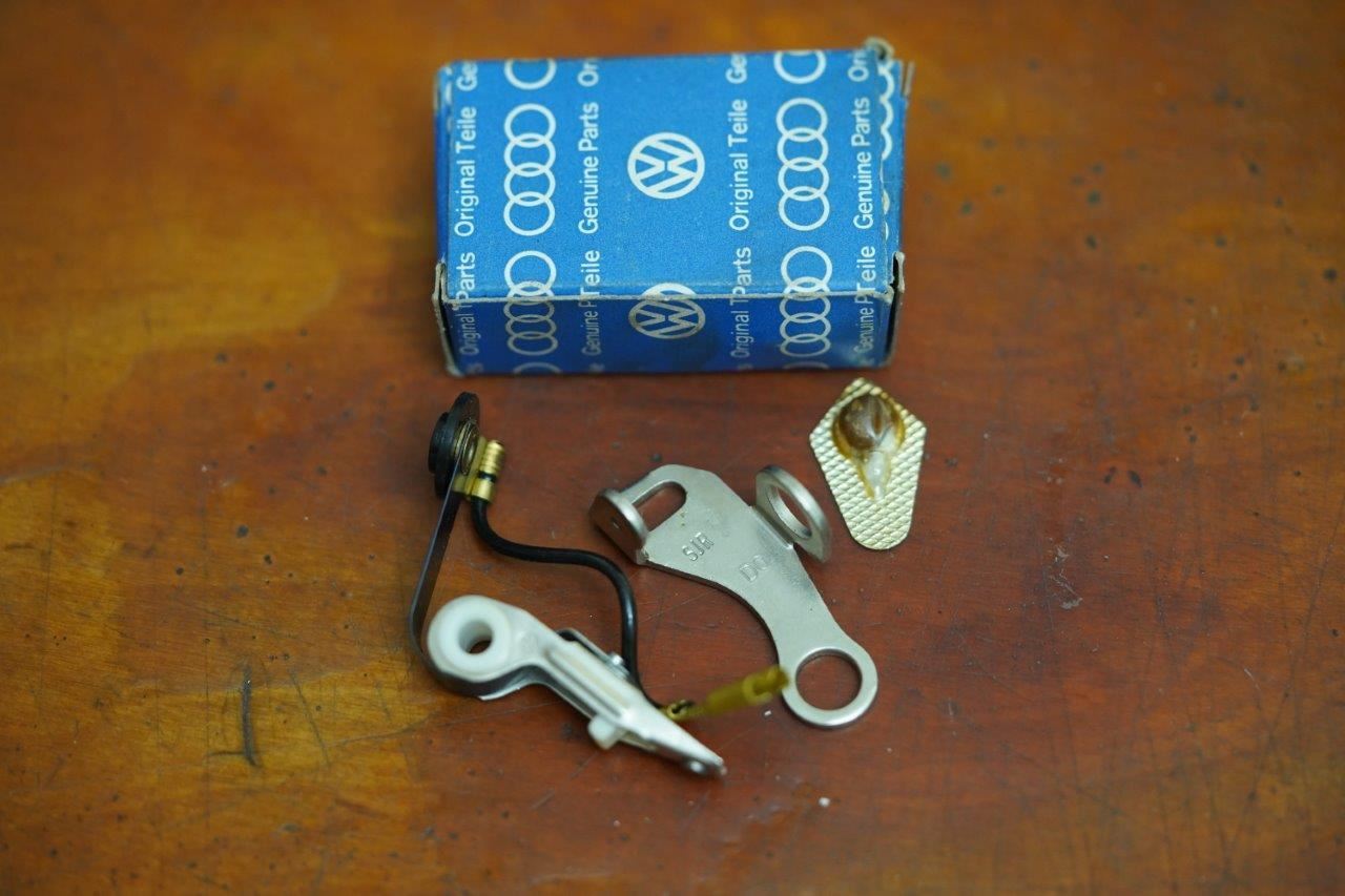 VW NOS. 111 995 059 Distributor Point