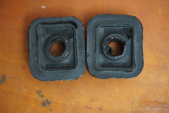 Picture of Shift Rod Coupler Bushing Pair