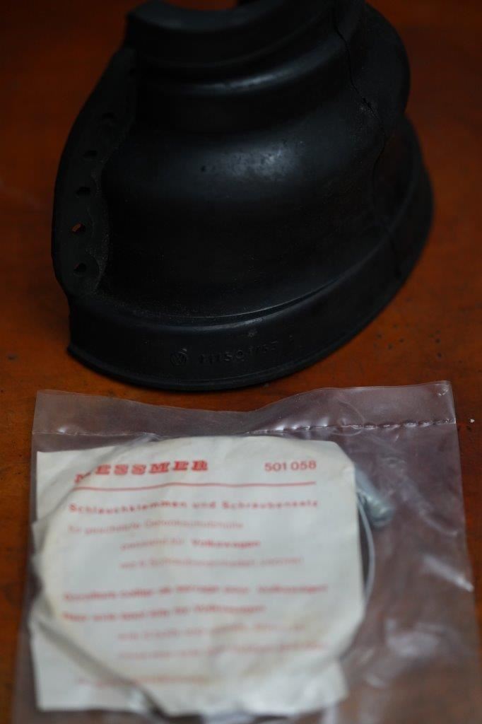 VW NOS. 111 598 021 Split Axle Boot and Hardware Kit