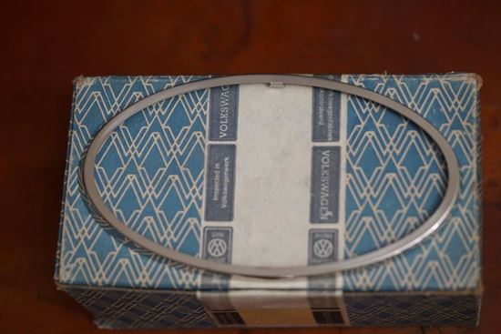 Picture of Tail Light Chrome